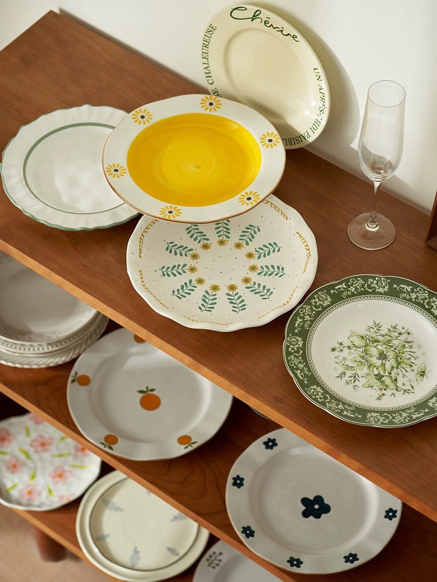 Vintage-Inspired Ceramic Dessert Plates – Floral and Minimal Patterns