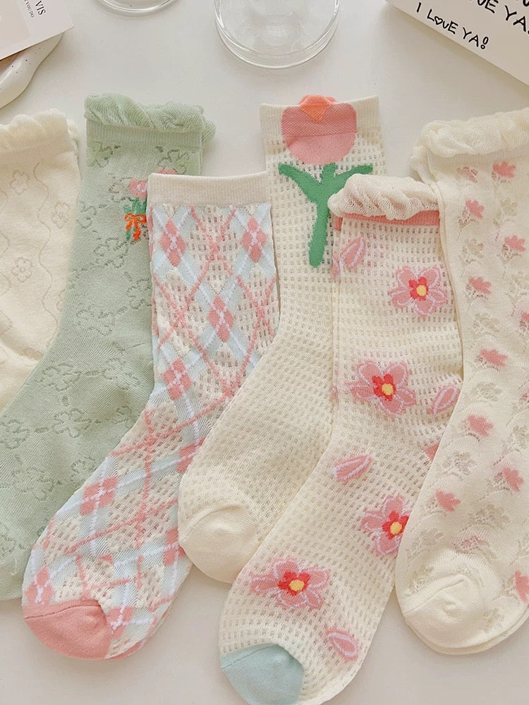 Pink & White Flower Mesh Socks (6 Pairs)