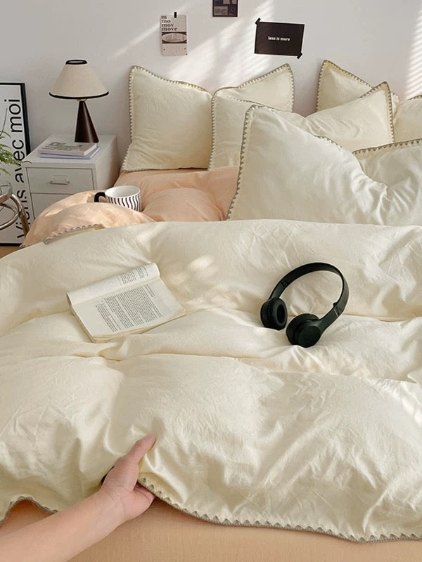 Cream Cotton Bedding Set – Minimalist Comfort