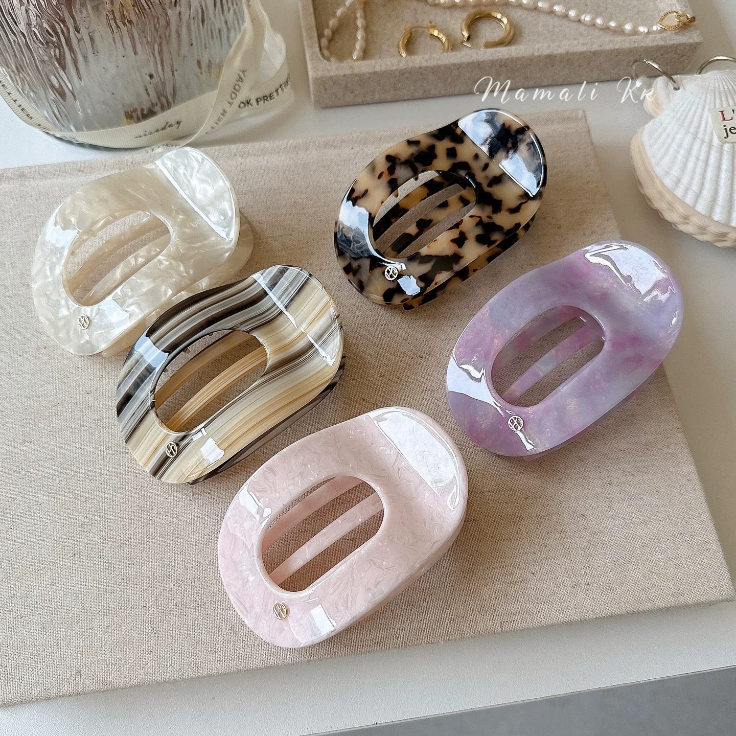 Elegant Oval Acrylic Hair Claw Clips – 5pcs Assorted Marble