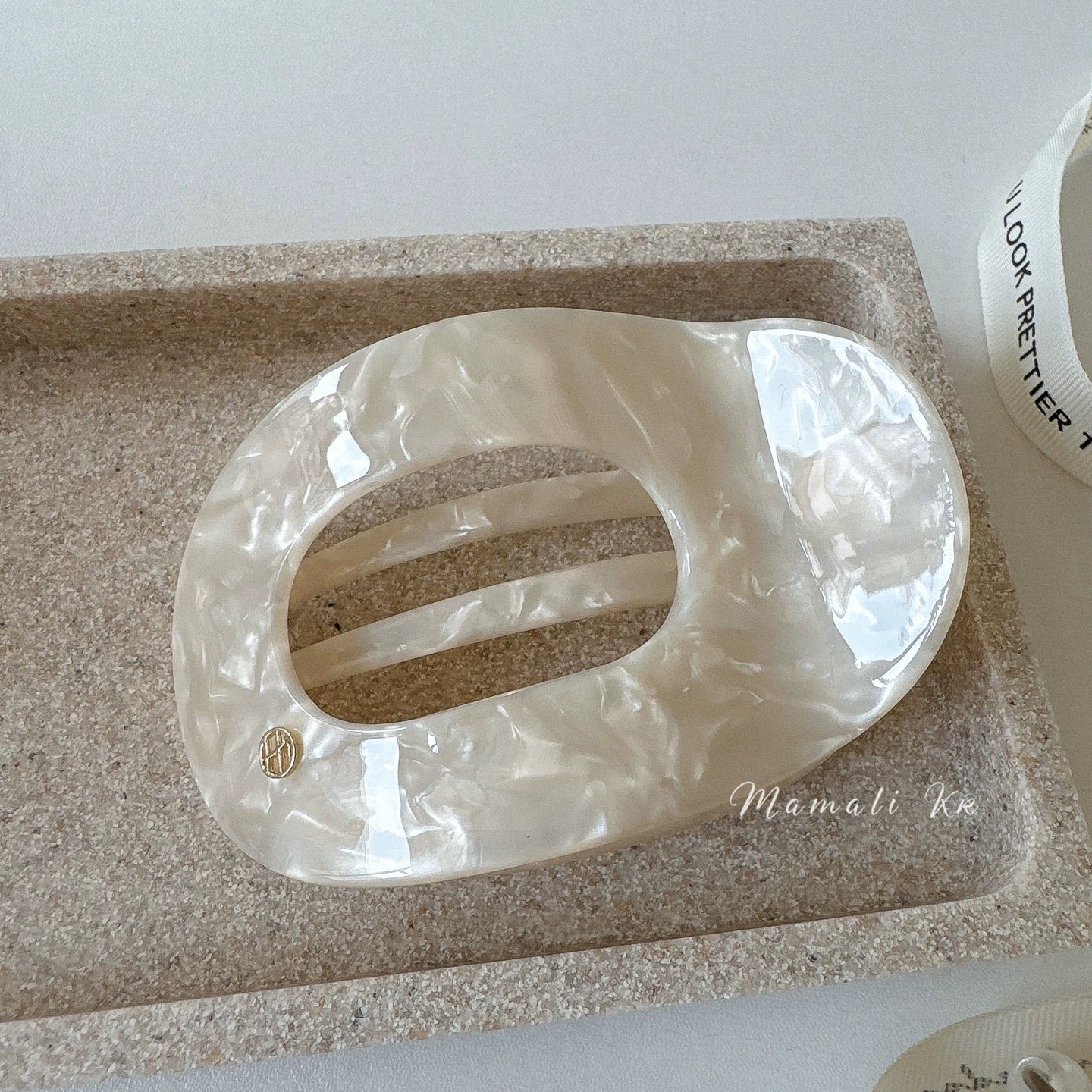 Elegant Oval Acrylic Hair Claw Clips – 5pcs Assorted Marble