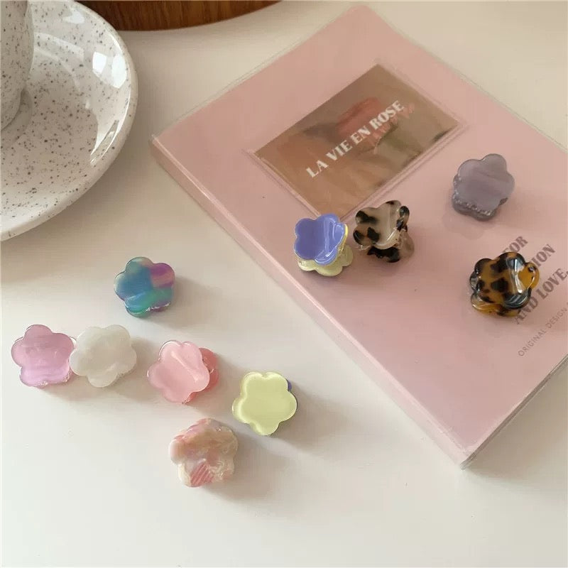 Mini Cloud Flower Claw Clip Set – 9pcs Pastel & Tortoise