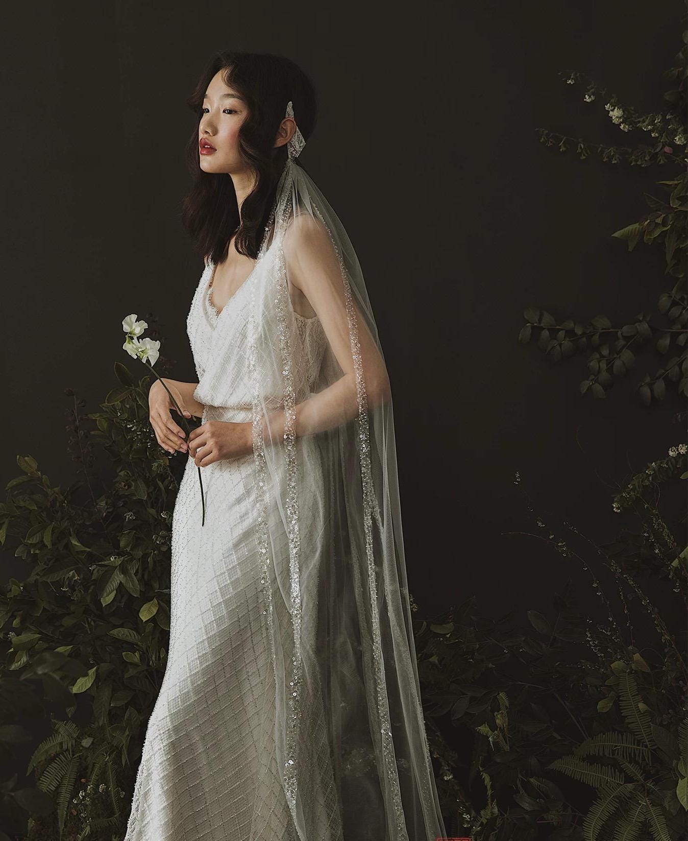 Boho Bridal Headband Veil with Long Sequined Tulle – Unique Open-Back Design