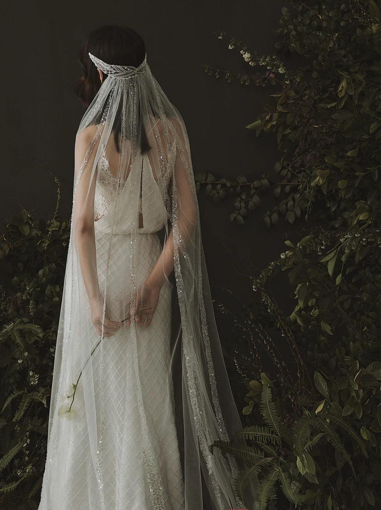 Boho Bridal Headband Veil with Long Sequined Tulle – Unique Open-Back Design