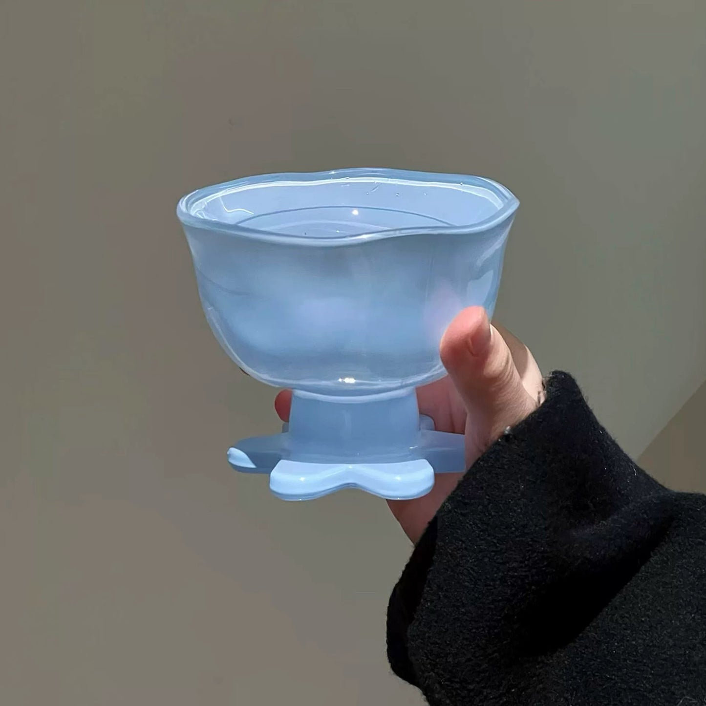 Frosted Pink Glass Dessert Bowl – Vintage-Inspired Pastel Ice Cream Cup