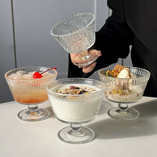 Retro Glass Dessert Bowls – Vintage-Inspired Ice Cream Cups for Elegant Desserts