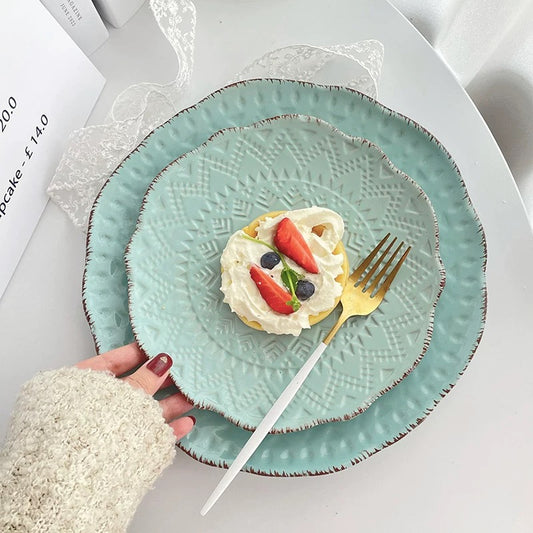 Sky Blue Embossed Ceramic Plate Set – Vintage-Inspired Textured Dinnerware for Everyday Elegance