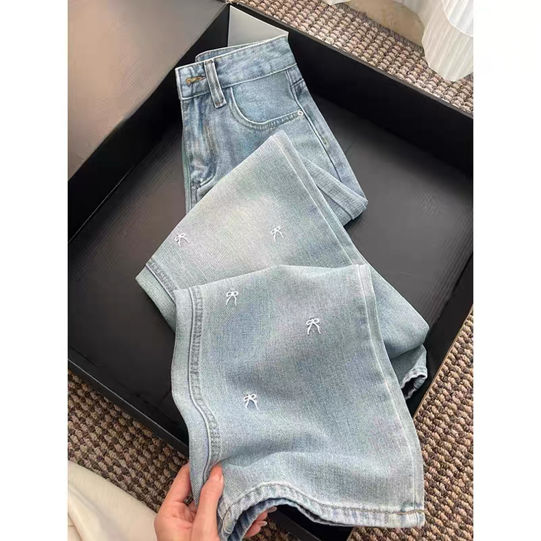 Light Blue Denim Wide-Leg Pants with Bow Embroidery