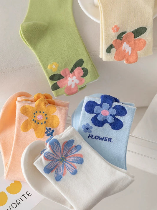 Floral Embroidered Socks – Spring Garden Edition (5 Pairs)