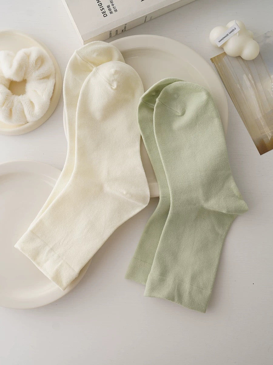 Nude-Tone Everyday Socks – Soft Cotton Basics (5 Pairs)