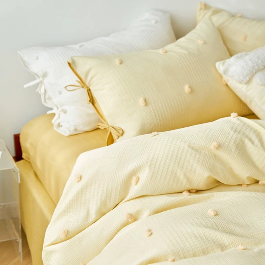 Yellow Pom-Pom Bedding Set with Tie Pillowcases