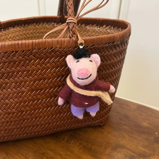 Felt Pig Keychain with Scarf – Cozy Handmade Animal Charm