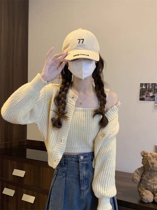Cozy White Knit Cardigan &amp; Crop Top Two-Piece Set – Casual Layered Outfit